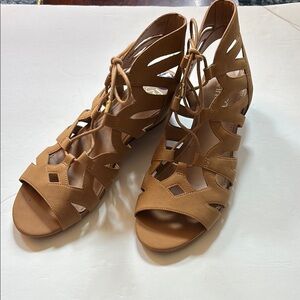 Women's Tan Gladiator Sandals